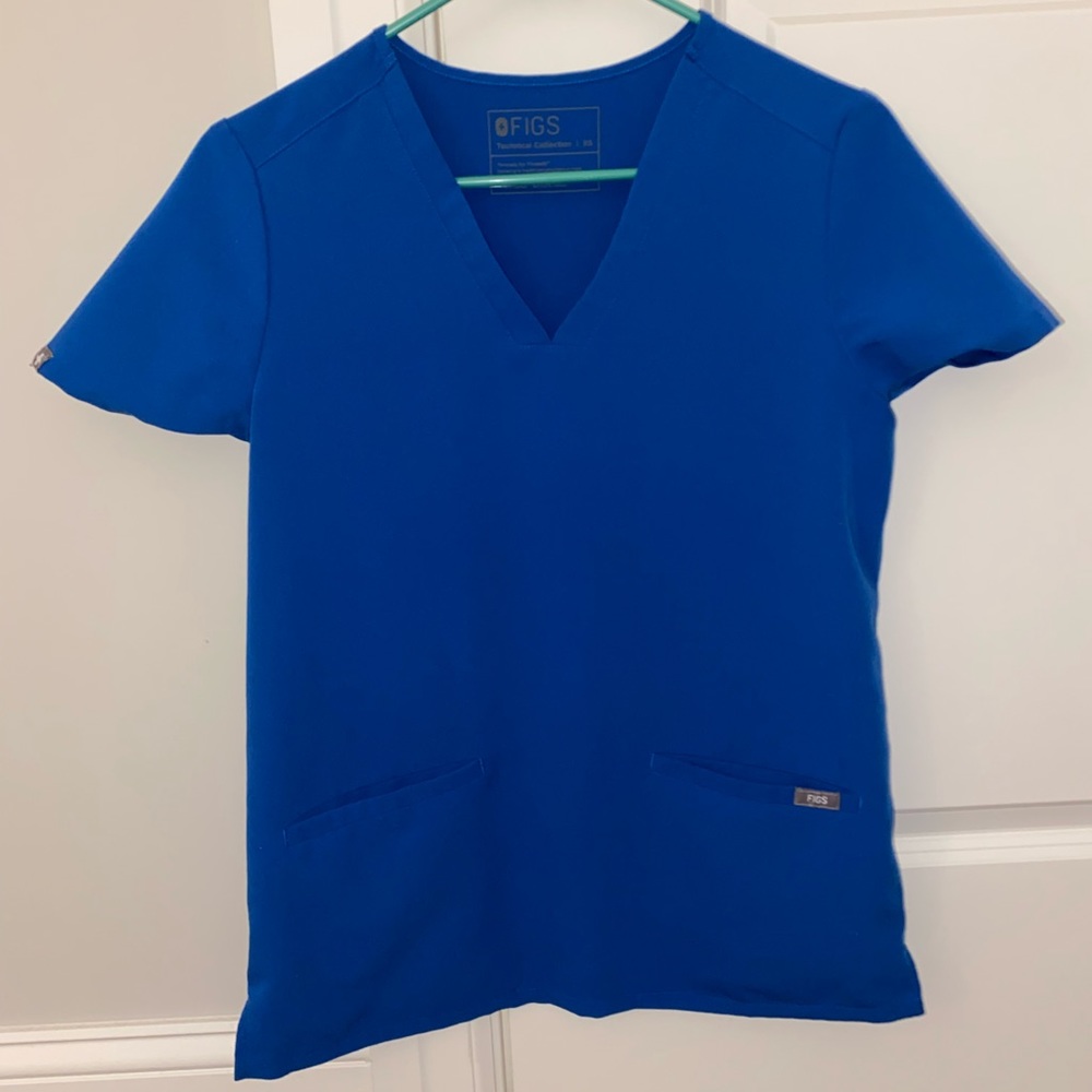 Like new XS figs scrub top